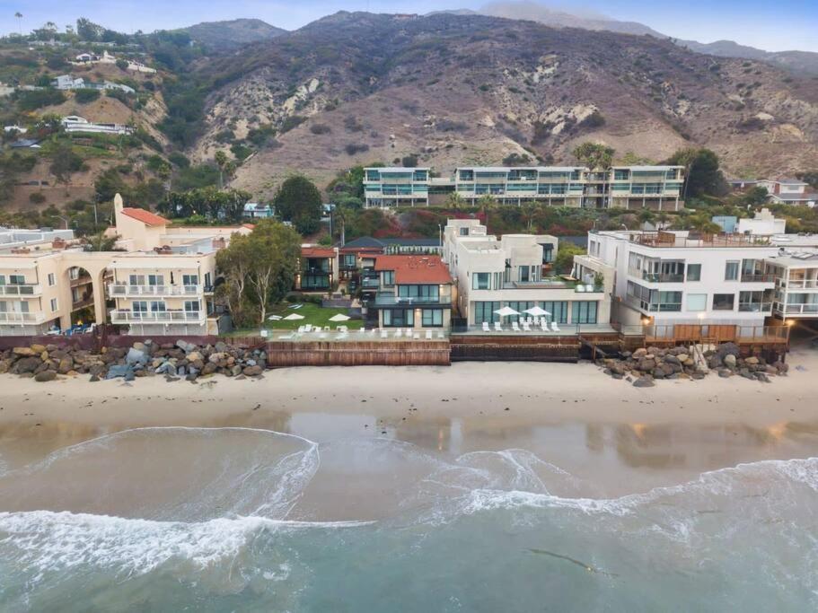 Malibu Sand Carbon Beach Suites Dış mekan fotoğraf