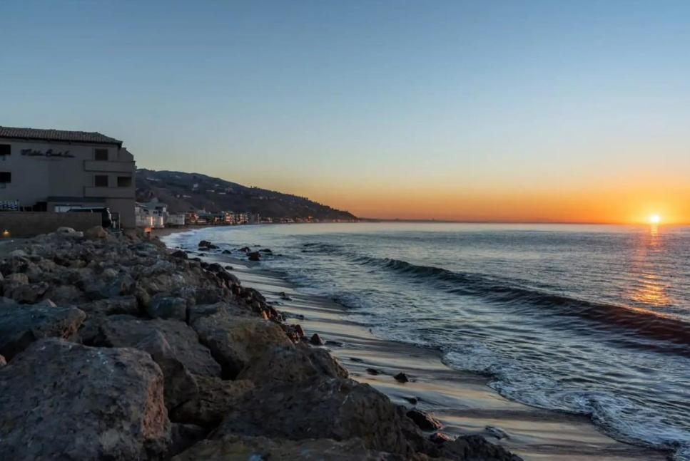 Malibu Sand Carbon Beach Suites Dış mekan fotoğraf
