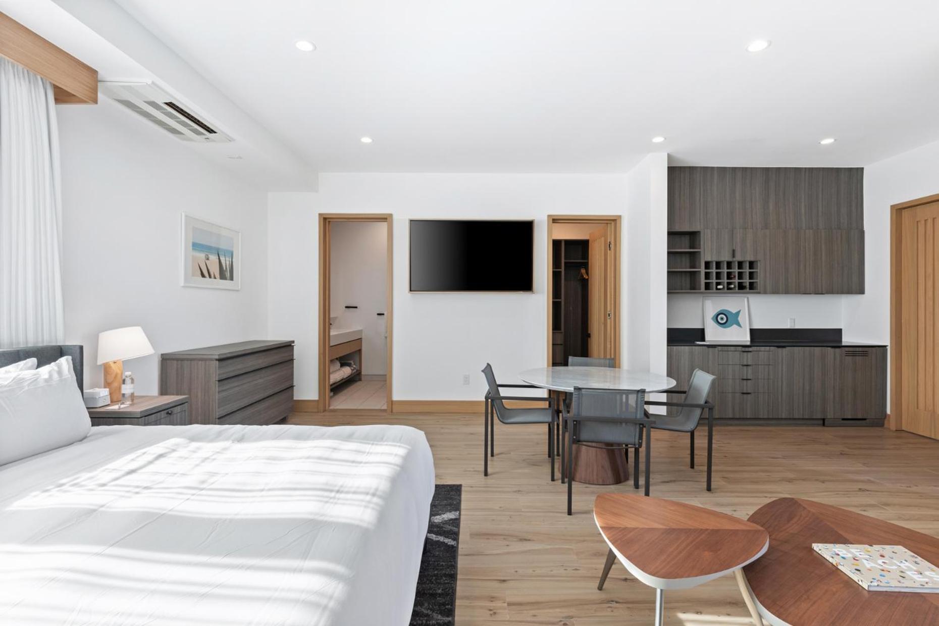Malibu Sand Carbon Beach Suites Dış mekan fotoğraf