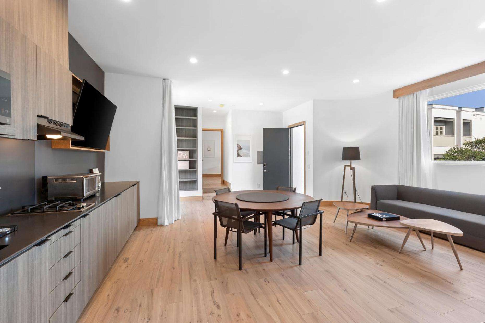 Malibu Sand Carbon Beach Suites Dış mekan fotoğraf