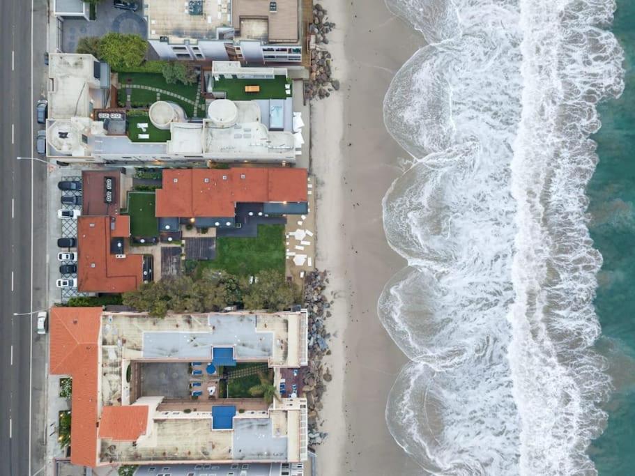 Malibu Sand Carbon Beach Suites Dış mekan fotoğraf